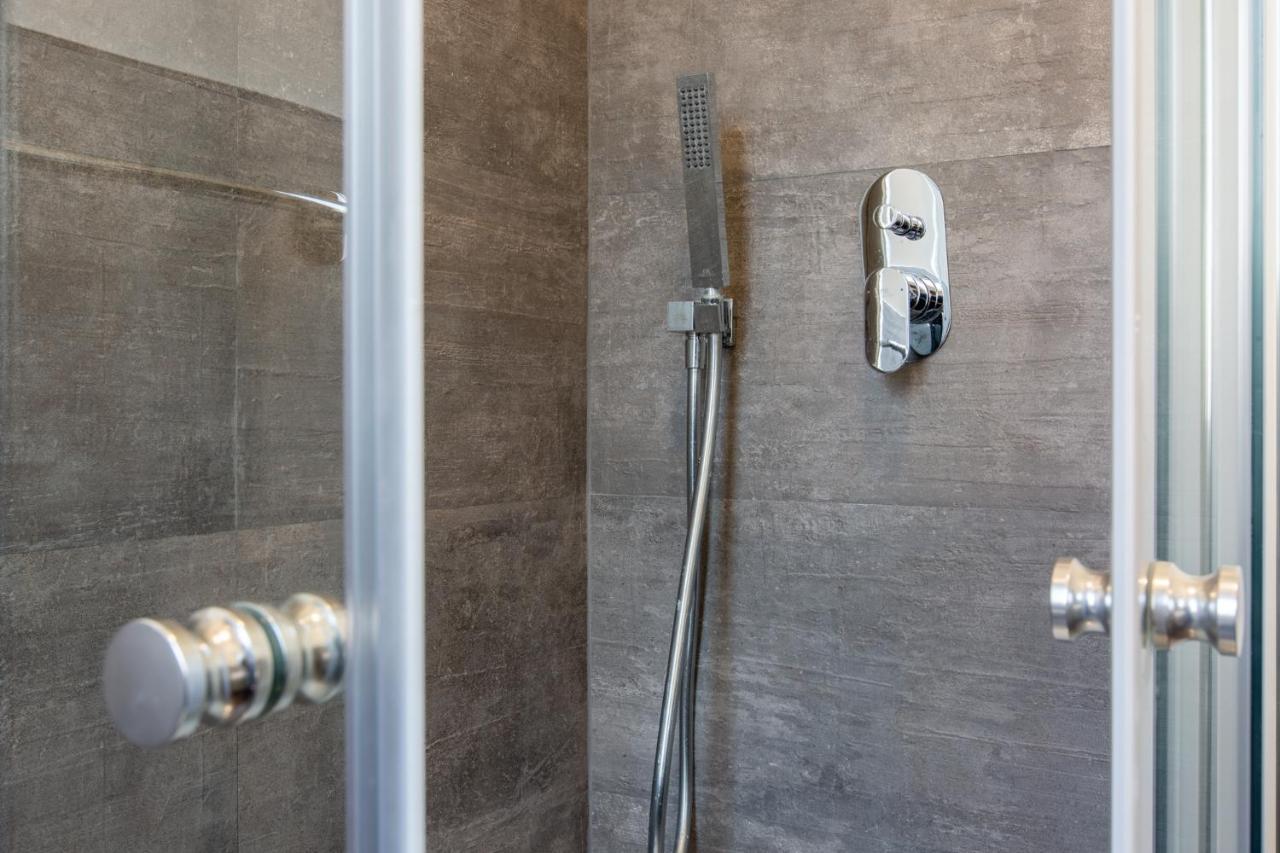 Italstay - Disciplini Apartment -10 Min Dal Duomo Milano Eksteriør billede